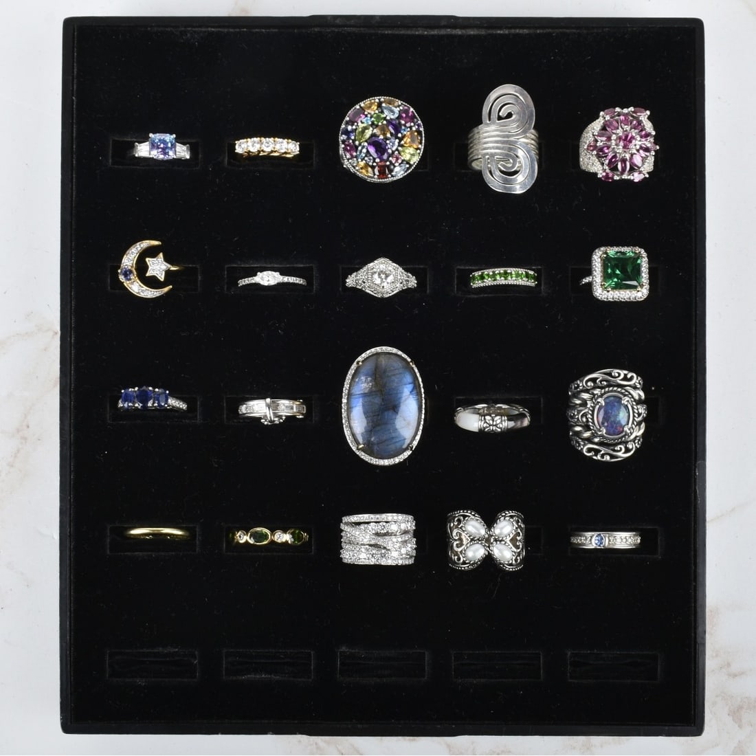 Collection of Vintage Sterling Silver Rings (1 of 1)