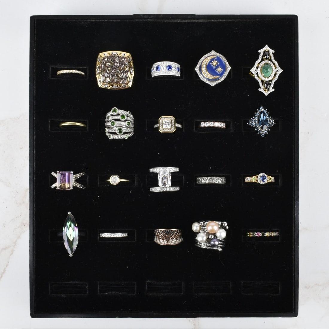 Collection of Vintage Sterling Silver Rings (1 of 1)