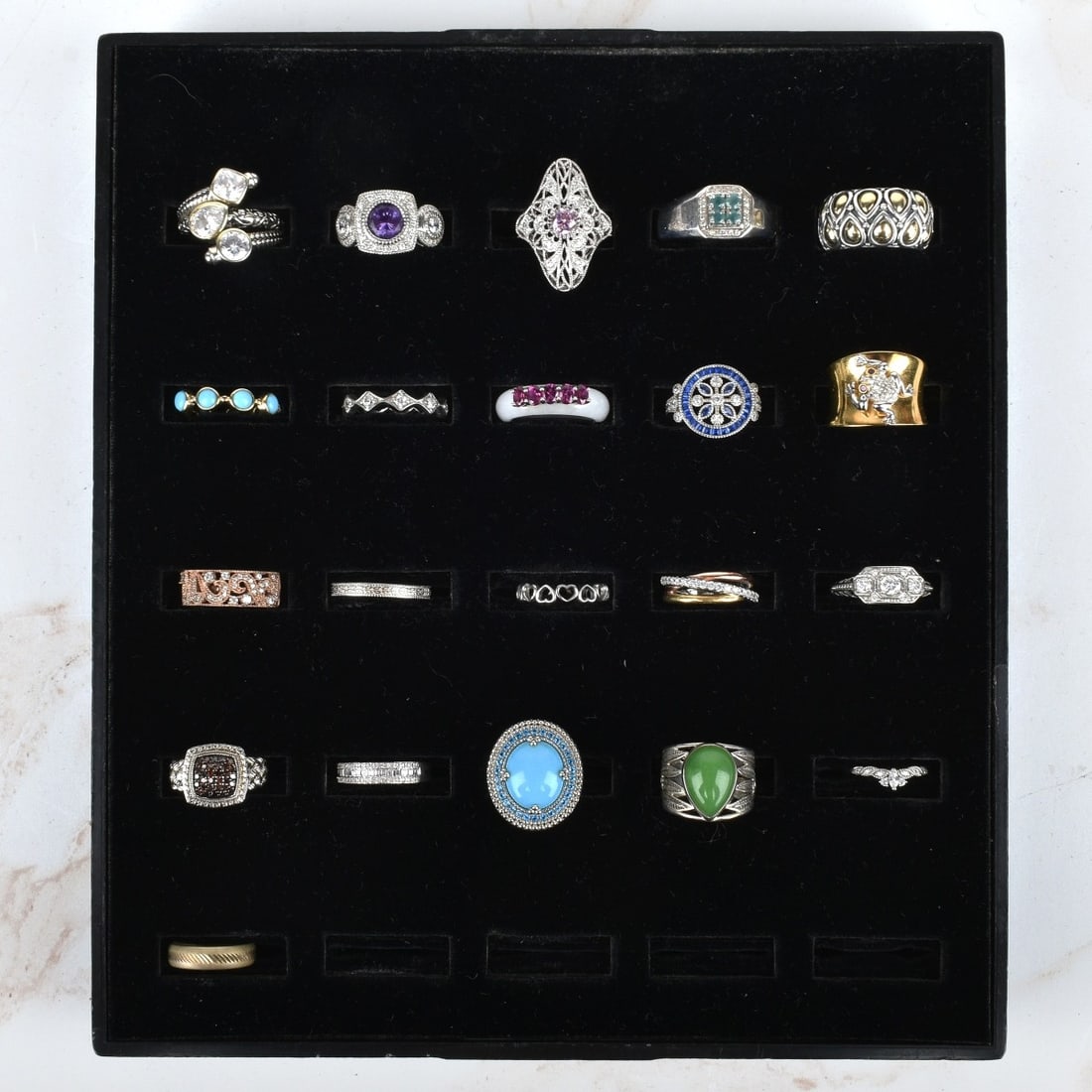 Collection of Vintage Sterling Silver Rings (1 of 1)