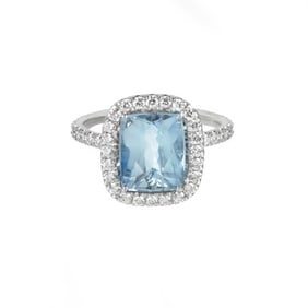 Aquamarine, Diamond and Platinum Ring