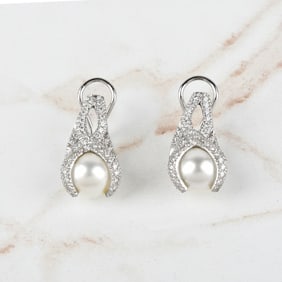 Pearl, Diamond and 14K Earring