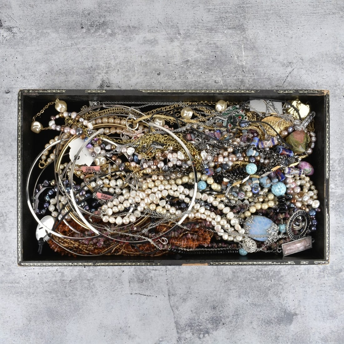 Collection of Fashion Necklaces: Collection of Fashion Necklaces. Variously accented pearls, hardstones, enamel, beads, faux gemstones and more. Various styles and makers. Condition: Good vintage condition. Some new with tags. Estima