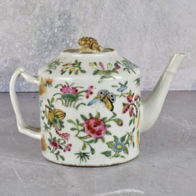 19th Century Chinese Famille Rose Teapot