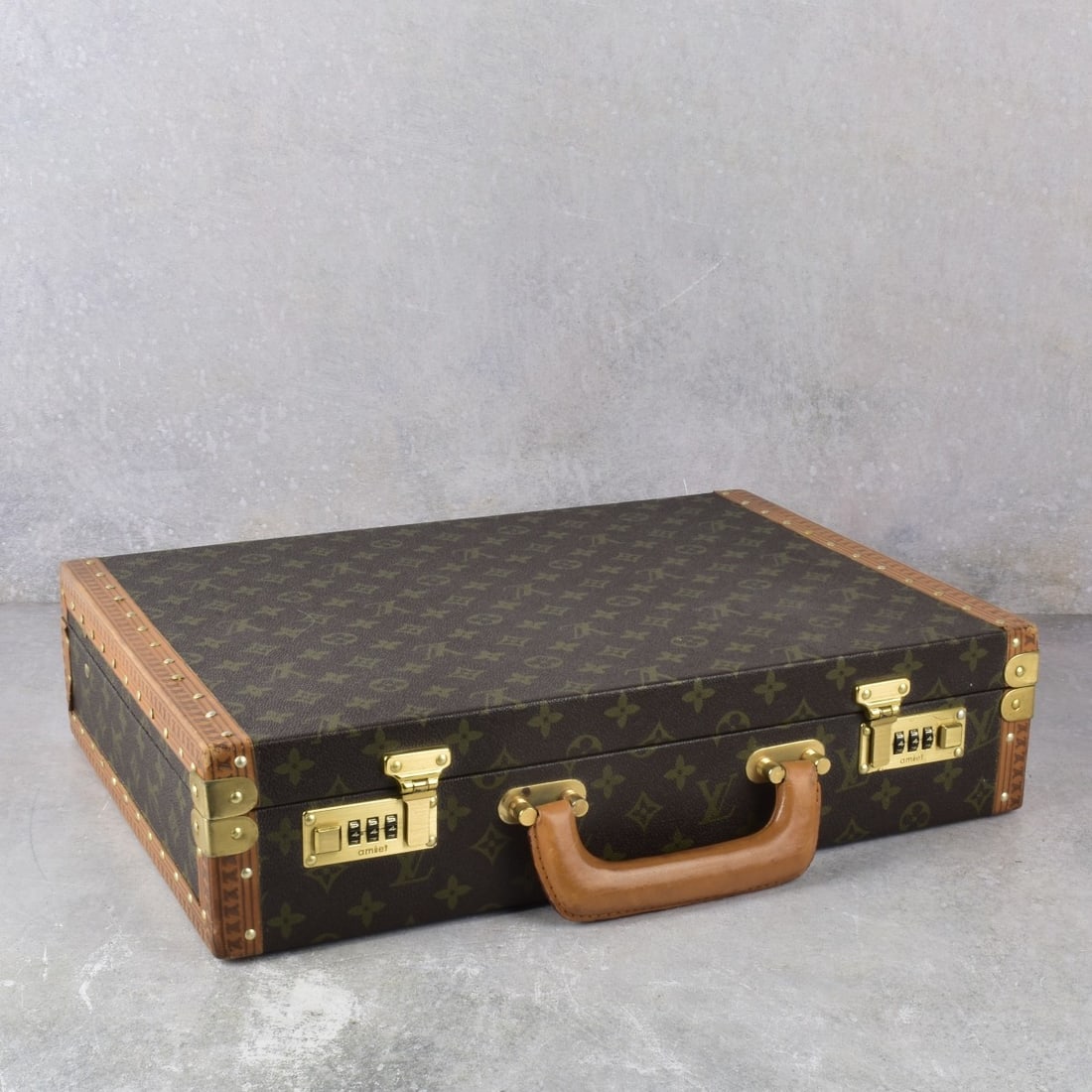Replica Louis Vuitton Briefcase (1 of 9)