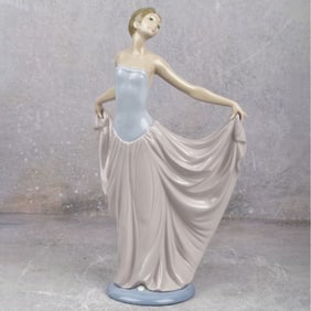 Lladro Glazed Porcelain Figurine of a Young Lady