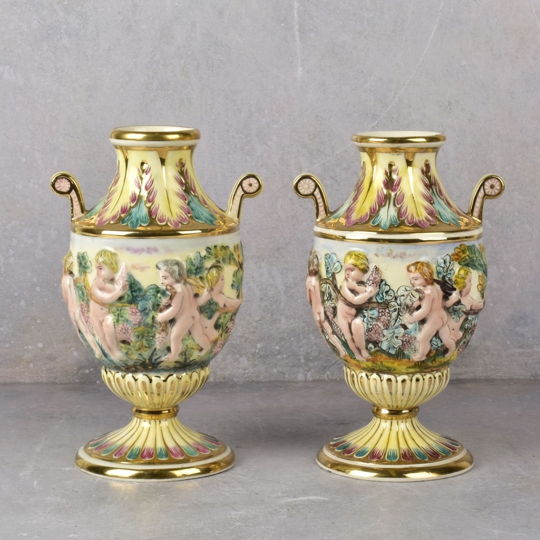 Pair of Vintage Italian Capodimonte Vases (1 of 7)