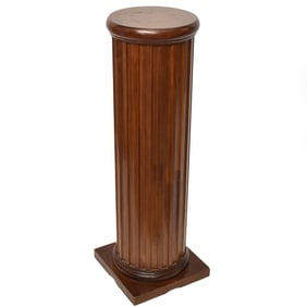 Round Fluted Column Wood Pedestal Stand