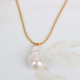 Large Baroque Pearl Necklace