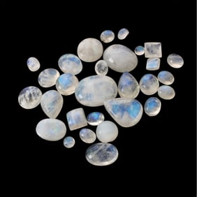 125.4CT TW Moonstones
