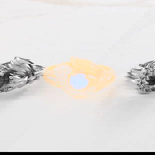 Sapphire, Diamond and 14K Ring: Vintage Oval Cut Sapphire and 14 Karat Yellow Gold Ring Accented with Small Round Cut Diamonds. Stamped 585. Ring size 6-1/2. Approx. weight: 3.32 grams. Condition: Good vintage condition. Needs clean