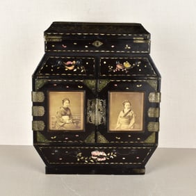 Antique Japanese Tansu