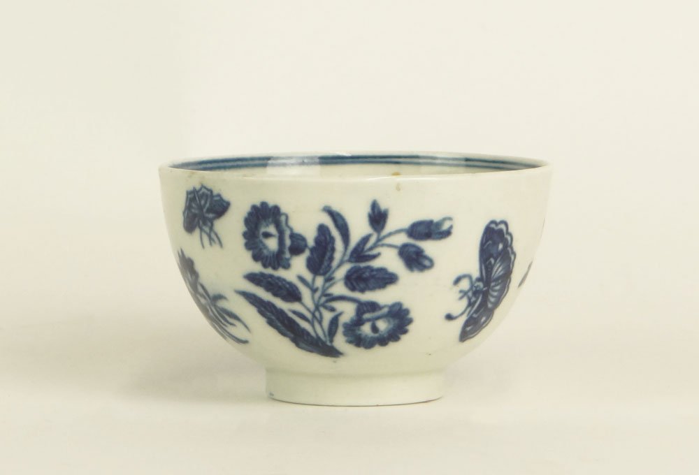 18th Century Dr. Wall Worcester Blue and White Porcelai: 18th Century Dr. Wall Worcester Blue and White Porcelain Tea Cup of Short Stature. Signed Under Base with Half Moon. Good to Very Good Condition. Measures 1-3/4 Inches Tall and 3 Inches Wide at the Ri