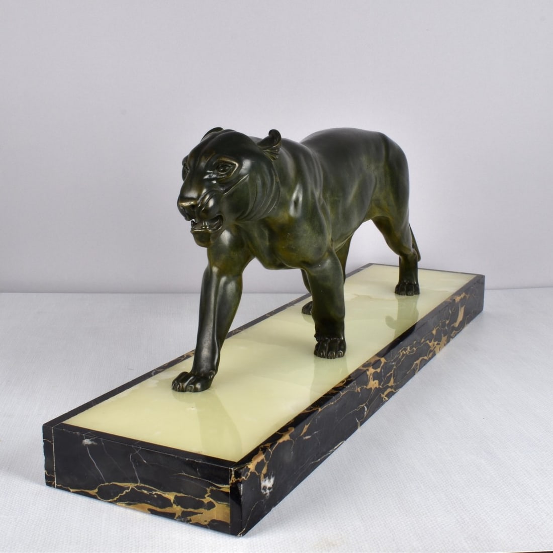 Art Deco Panther Sculpture on Onyx Base (1 of 7)