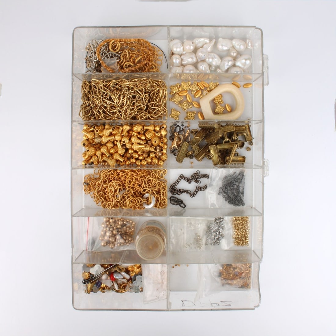 Tray Lot of Assorted Jewelry Parts (1 of 1)