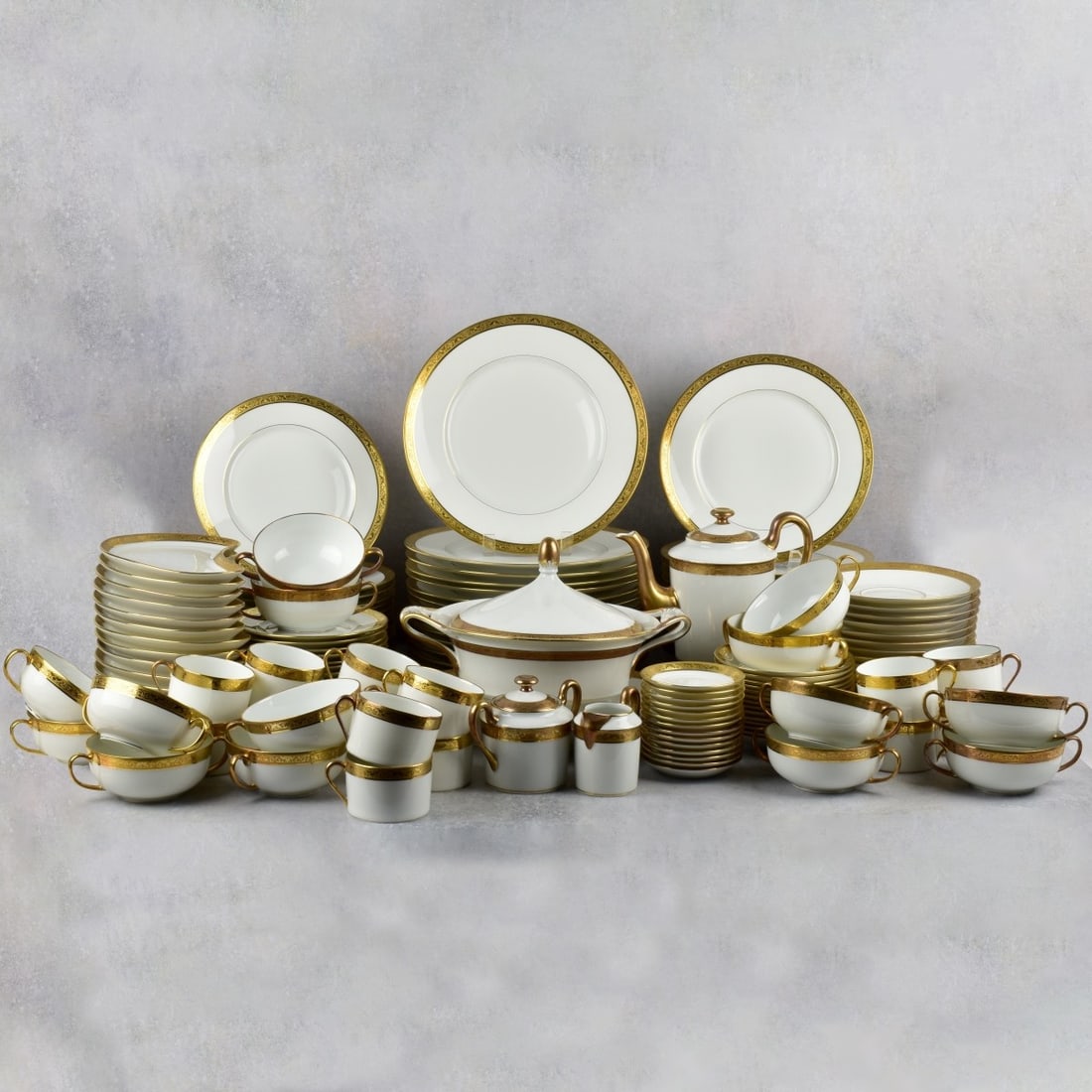 Raynaud Limoges "Ambassador" Dinner Service (1 of 9)