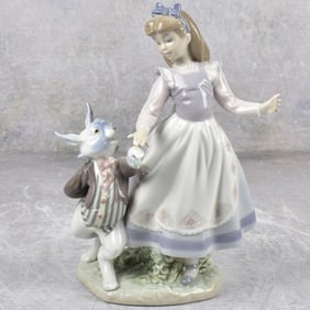 Lladro Spain "Alice in Wonderland"