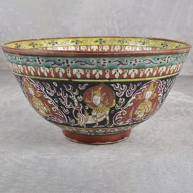 Chinese Bencharong Porcelain Bowl
