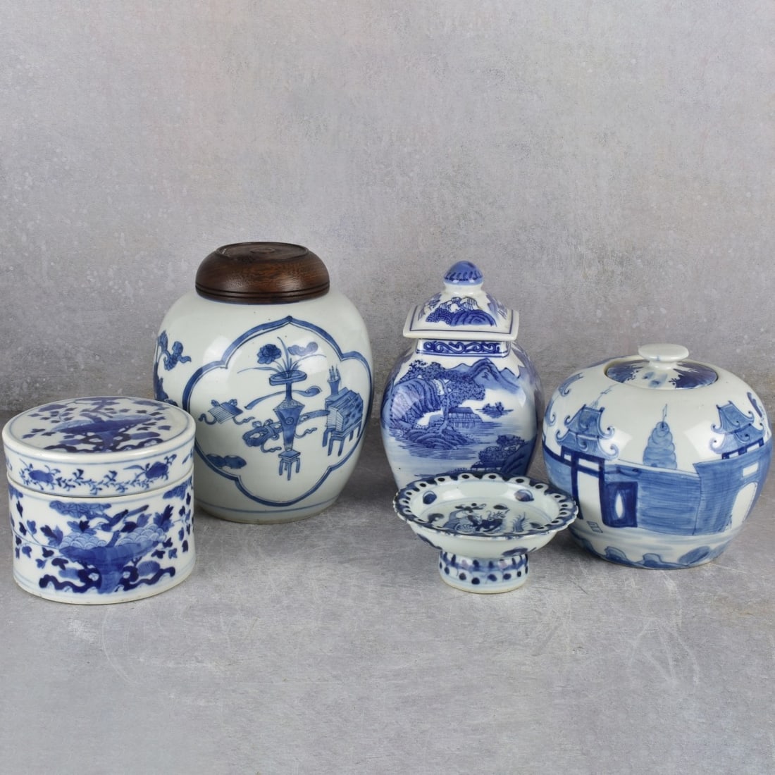 Collection of Chinese Blue and White Porcelain (1 of 9)