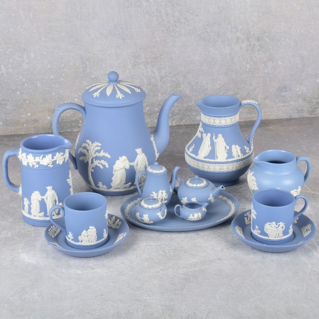 Wedgewood Jasperware (1 of 9)