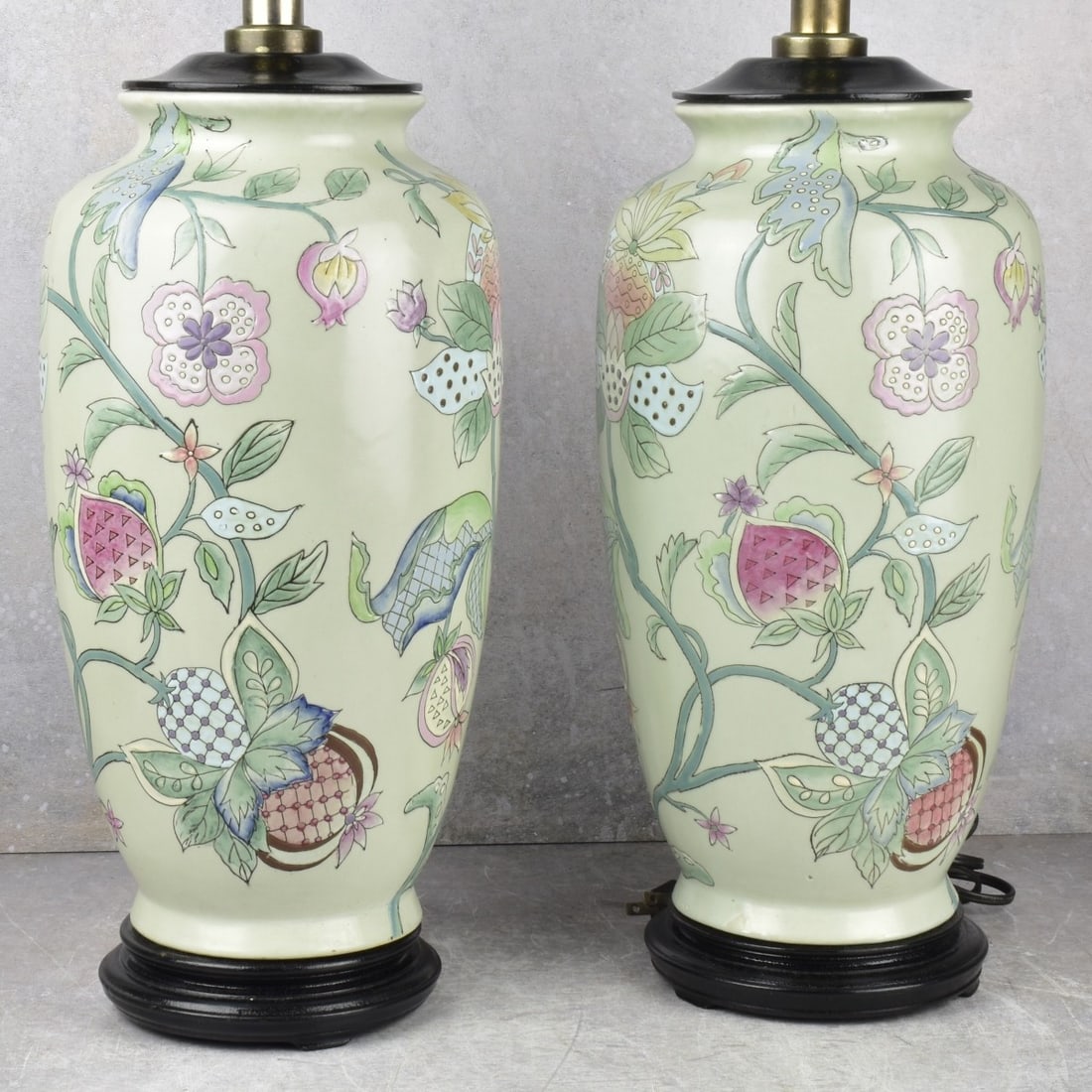 Chinoiserie Porcelain Lamps: Pair of Chinoiserie Porcelain Lamps. Porcelain measures: 15" high, 7-1/2" diameter. Kodner Galleries offers phone and absentee bidding at a low, flat 21% buyer’s premium without surcharge or hidden 