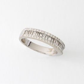 Diamond and 18K Ring