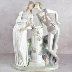Lladro "Romeo and Juliet" Sculpture
