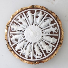 G. Noto Cameo and 14K Pendant / Brooch