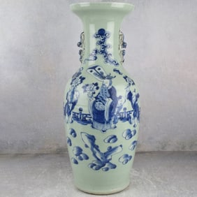 Large Vintage Chinese Blue and White Vase