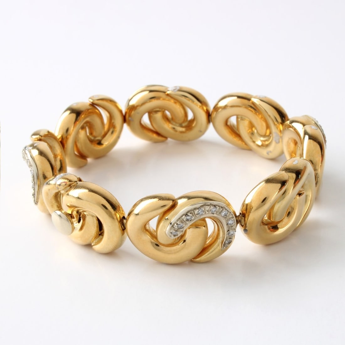 Kria Diamond and 18K Bracelet (1 of 7)