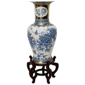 Chinese Porcelain Palatial Urn