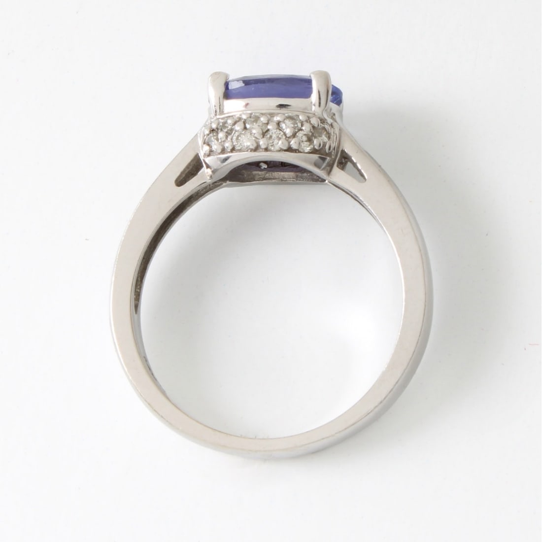 Tanzanite, Diamond and 14K Ring - 3