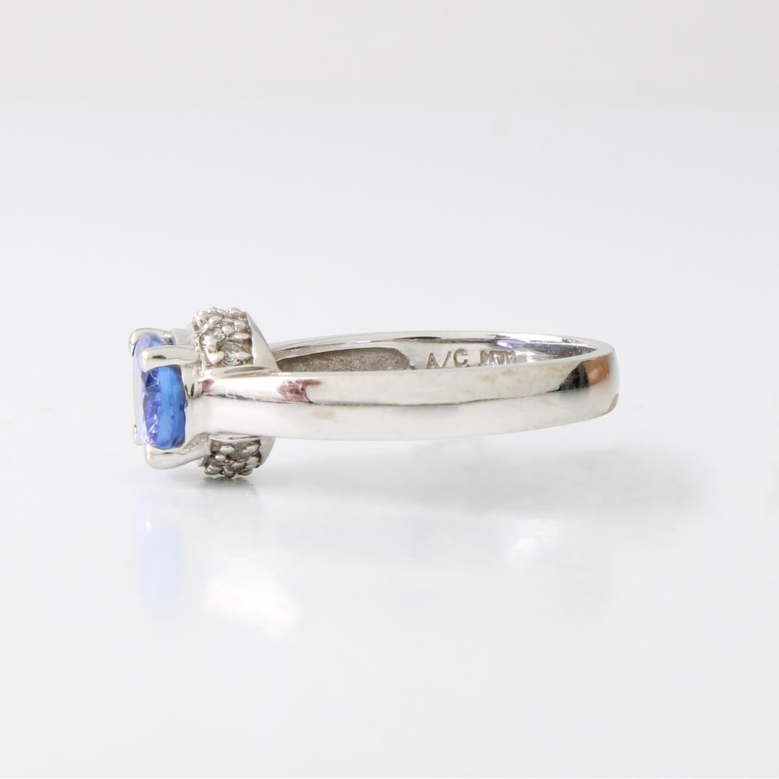 Tanzanite, Diamond and 14K Ring - 4