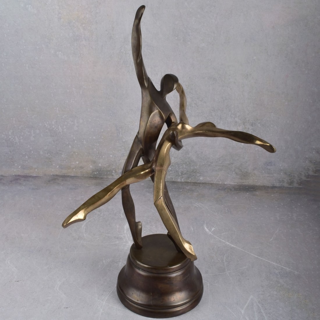 Ben Avivi Zion Abstract Bronze and Brass Couple: Ben Avivi Zion Abstract Bronze and Brass Dancing Couple. Measures: 16" High, 11-1/2" Wide, 7" Deep. Kodner Galleries offers phone and absentee bidding at a low, flat 21% buyer’s premium without