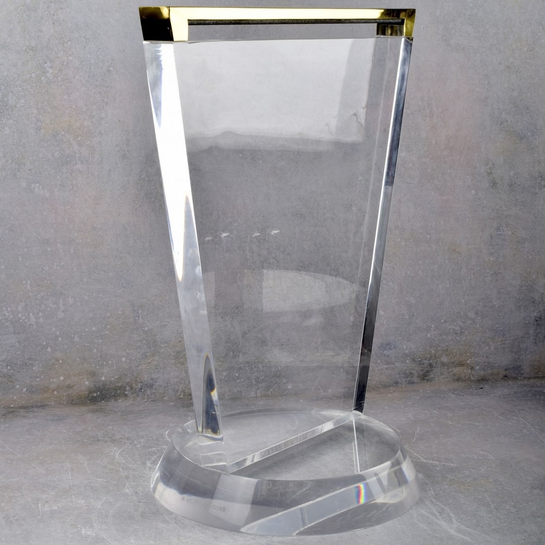 Les Prismatique Lucite-Glass Table (1 of 6)