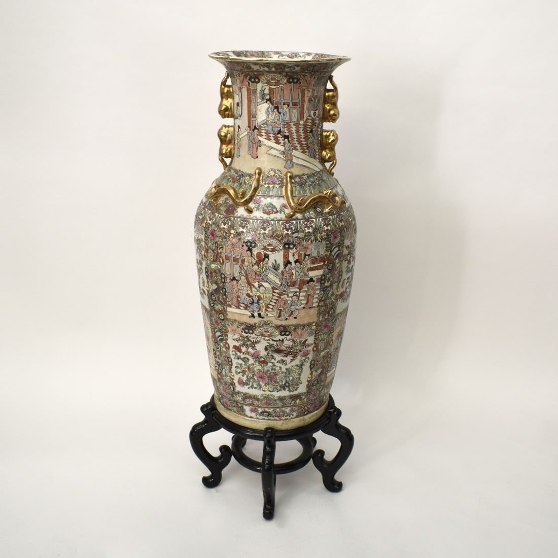 Vintage Chinese Rose Medallion Porcelain Urn (1 of 7)