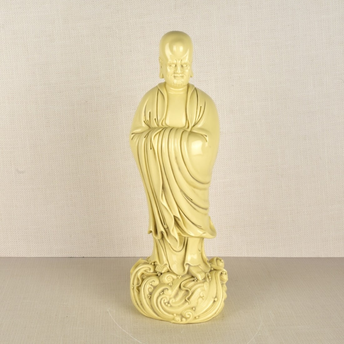 Chinese Dehua Porcelain Figure (1 of 7)