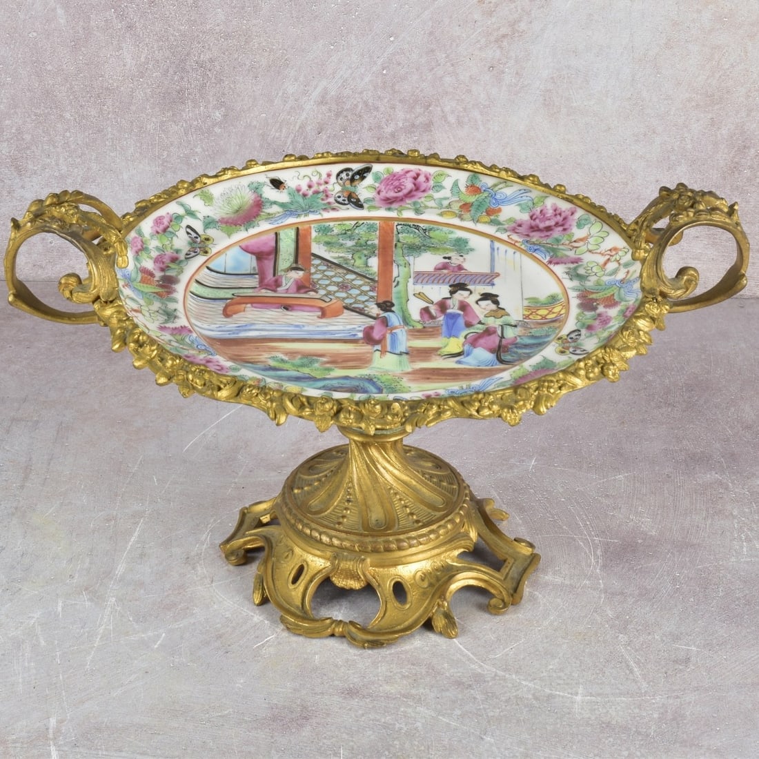 Antique Chinese Rose Medallion Tazza (1 of 8)