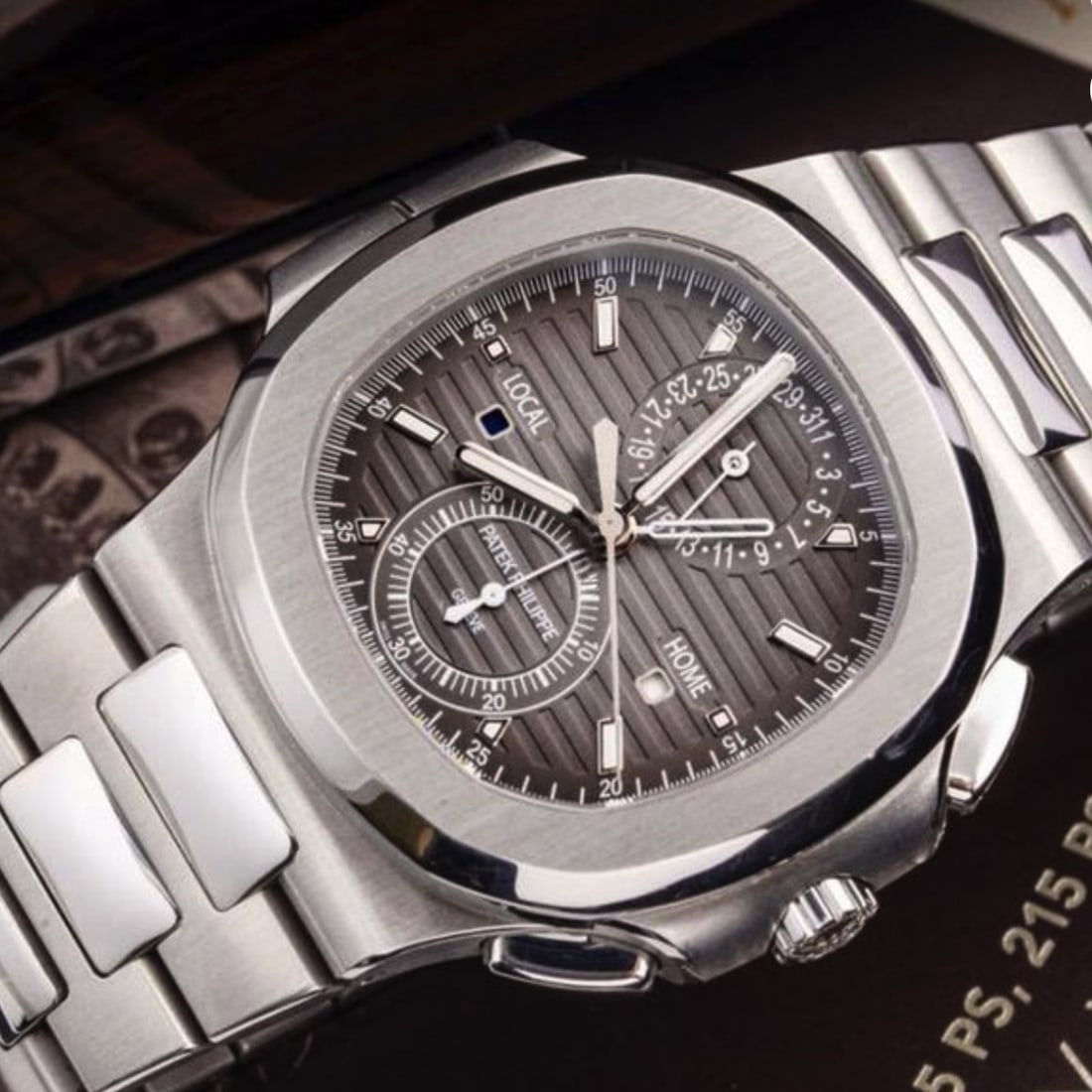 Patek Philippe Nautilus - 3