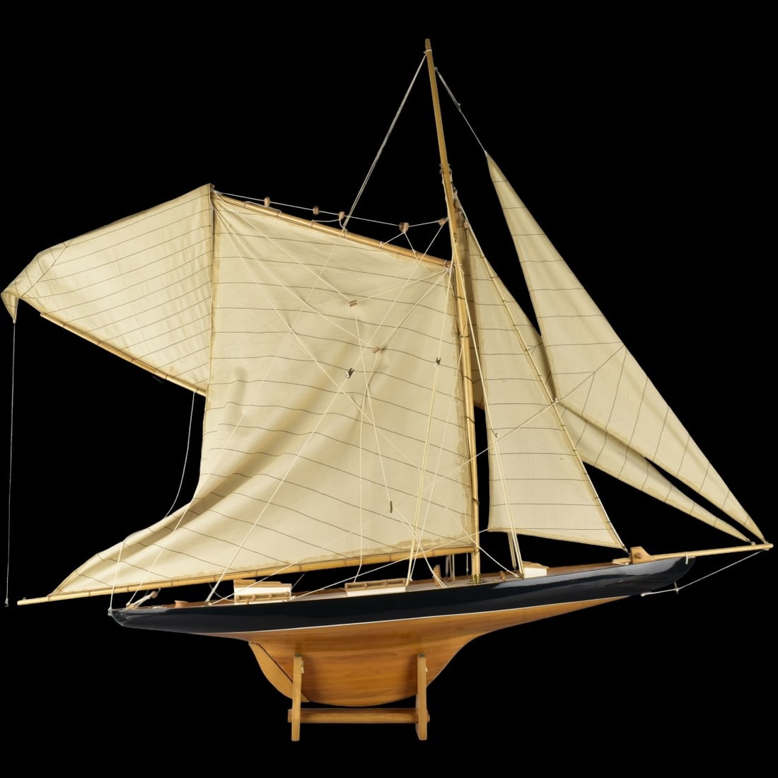 Fully Rigged Sailboat Model (1 of 8)