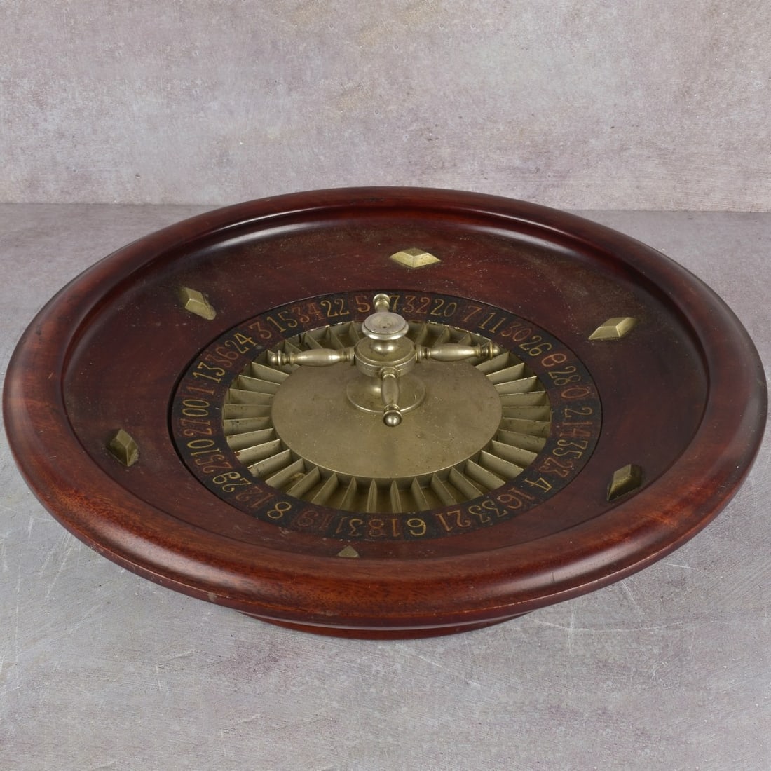 Vintage Roulette Wheel (1 of 7)