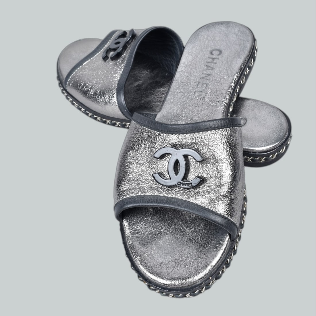 REPLICA Chanel Sandals (1 of 5)