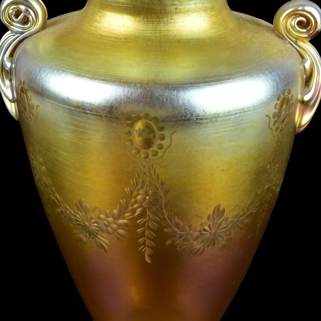 Tiffany Studios Vase - 5