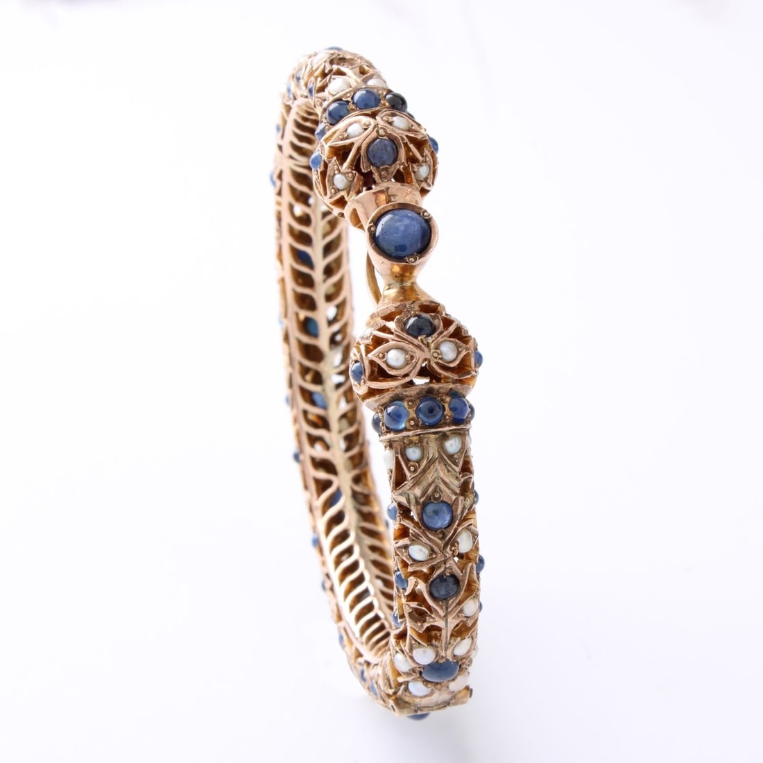 Sapphire, Diamond and 9K Bracelet (1 of 5)