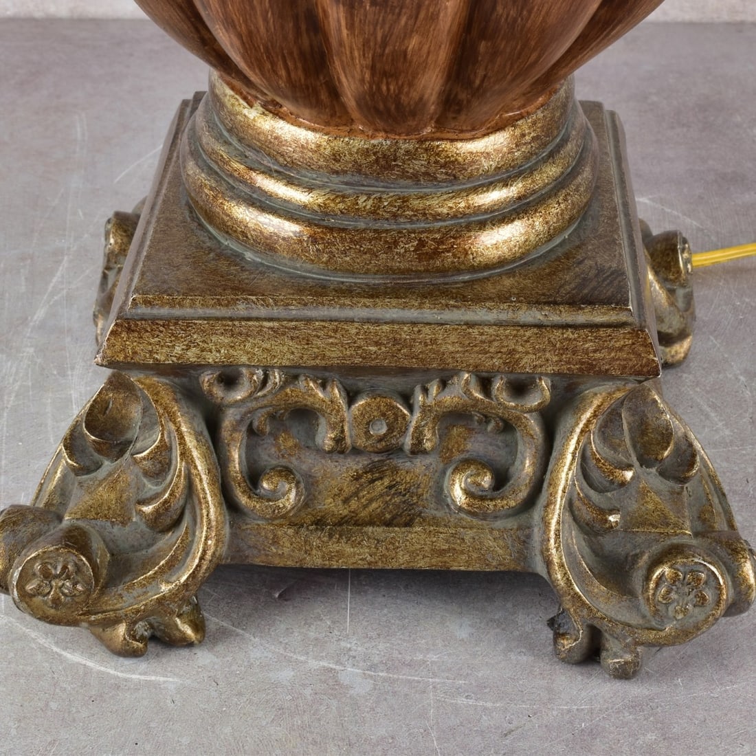 Large Gourd Shape Lamp - 5