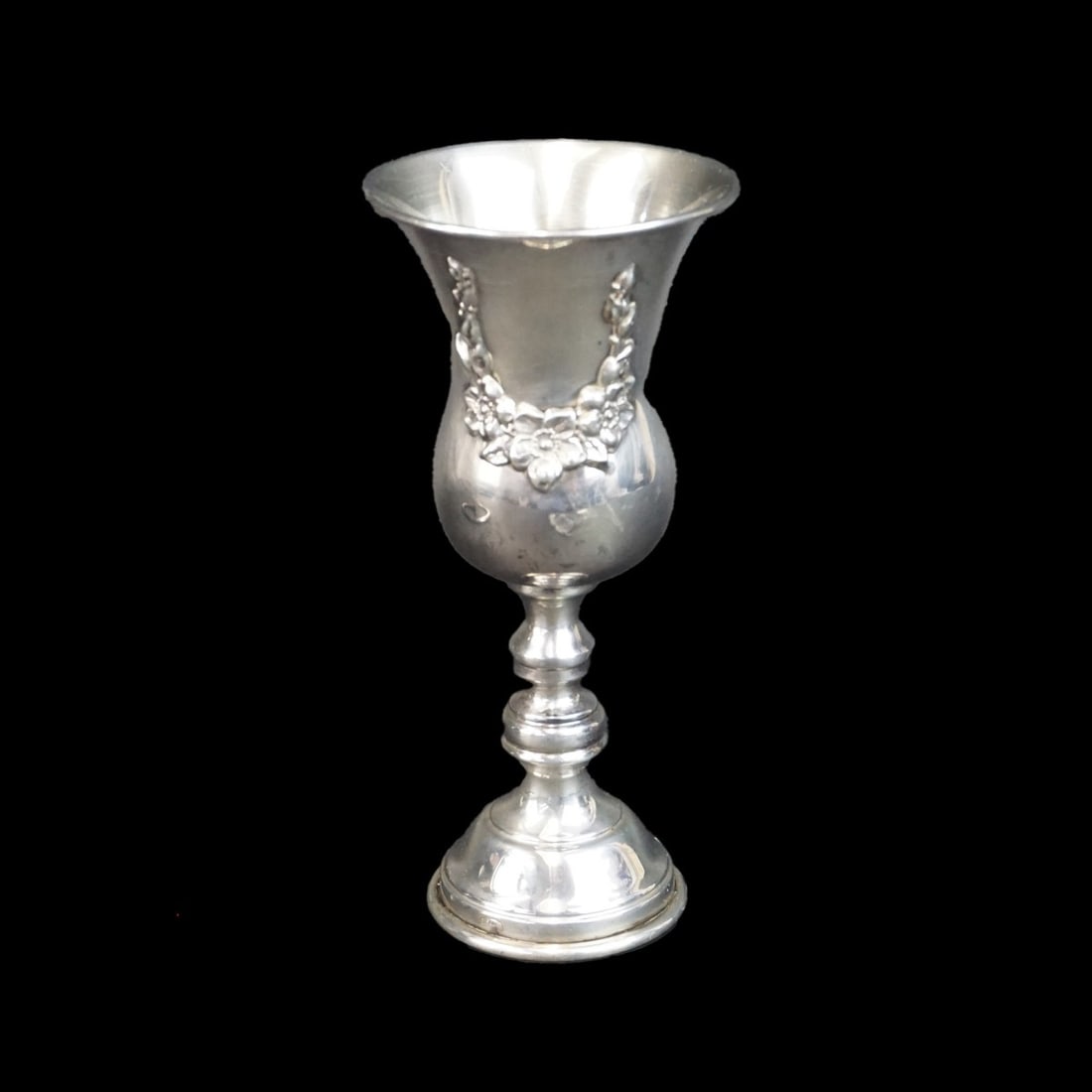 Tableware, Candelabra & Kiddush - 2