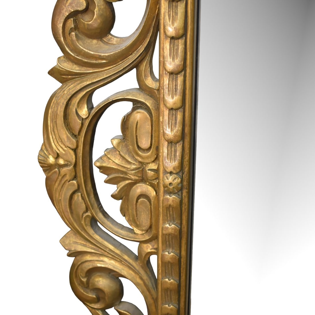 Rococo Gilt-wood Mirror - 3