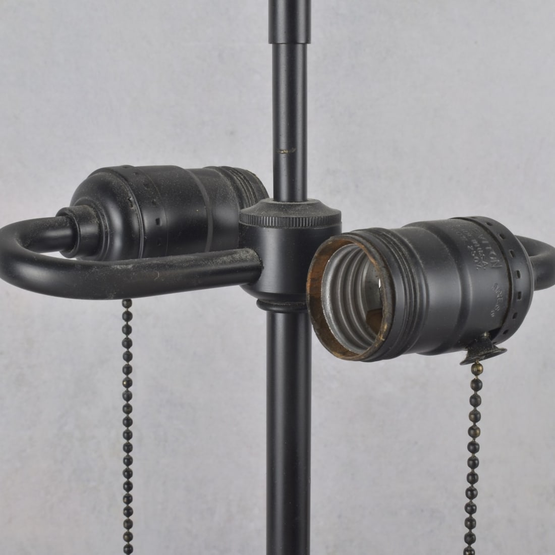 Chinese Vintage Ceramic Lamp - 3