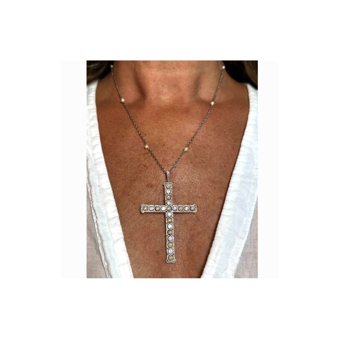 Deco Diamond, Pearl and Plat. Necklace: Art Deco Approx. 2.10 Carat TW Old Mine Cut and Rose Cut Diamond, Natural Pearl and Platinum Cross Pendant Necklace. Mine cut diamonds G-H color, VVS-VS clarity. Cross measures 2-3/4" L, 1-3/4" W; cha