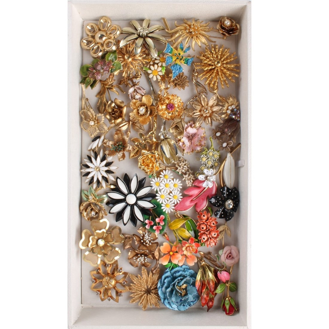 Tray of Costume Jewelry (1 of 3)