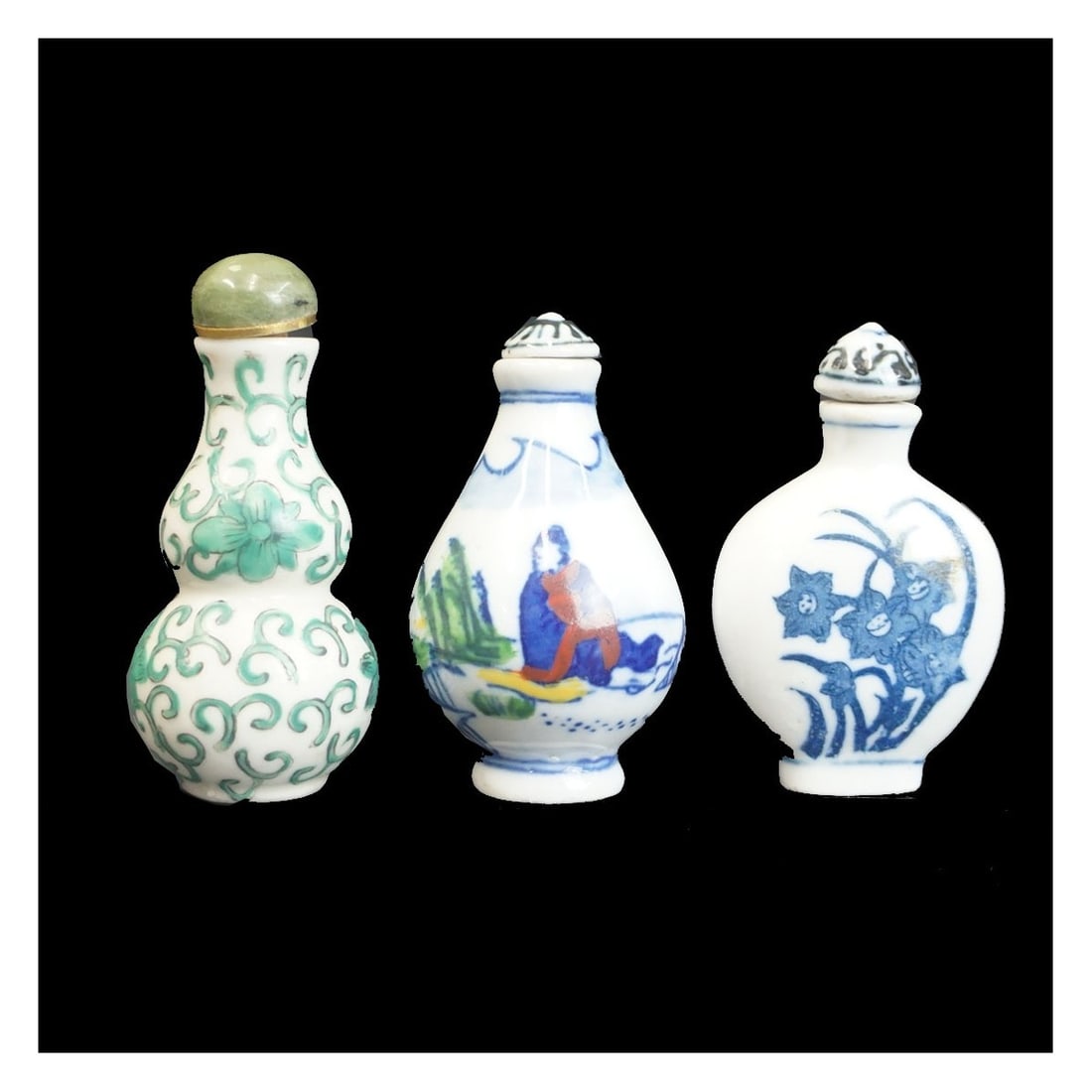 Porcelain Chinese Snuff Bottles (1 of 3)